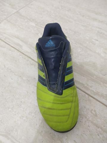 Chuteira Adidas Predador