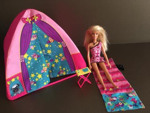 Tenda + boneca Barbie