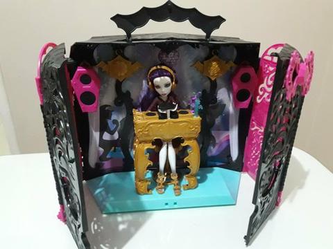 Monster High DJ