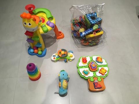 Brinquedos Fischer e outros para crianças