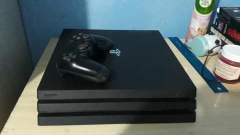 Ps4 pro 1tb + 03 jogos