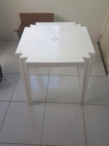 Mesa + Cadeira + Banco