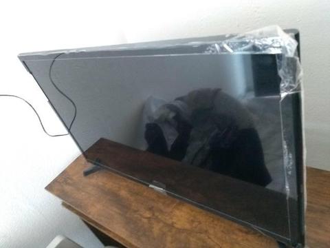TV Samsung semi nova, 32 polegadas