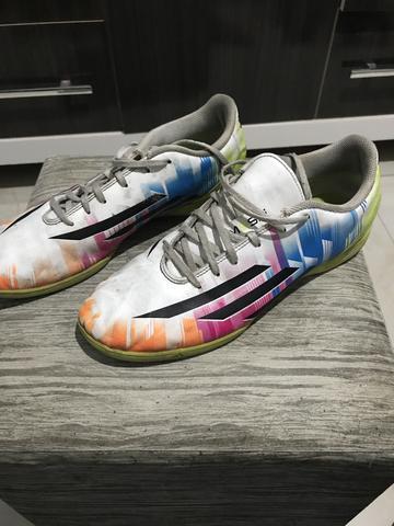 Chuteira adidas messi TAM 40