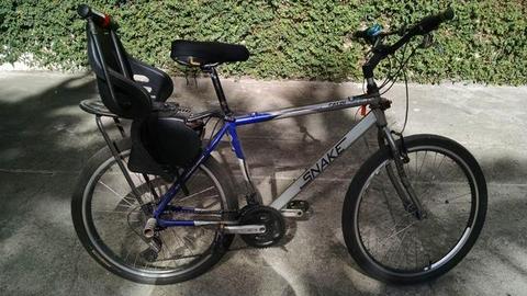 Bicicleta Caloi SNAKE alumínio aro 26 com cadeirinha e bagageiro