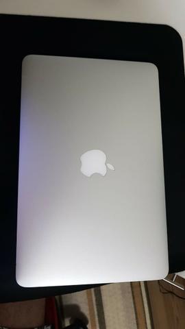 MacBook Air - Tela de 11 polegadas / Intel(R) Core(TM) i5 1.3GHz - 2013(seminovo)