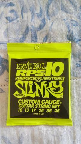 Ernie Ball 010 guitarra