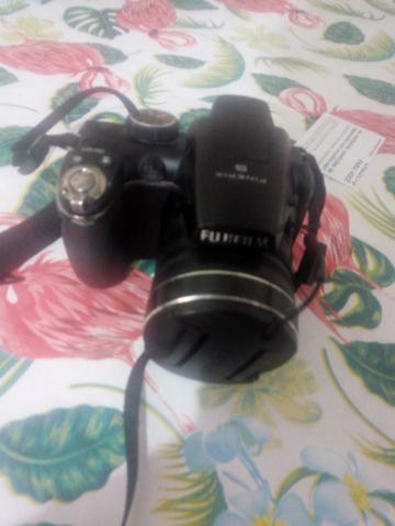 Câmera fotográfica Fujifilm semi profissional 14 mpx