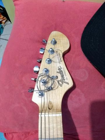 Guitarra semi nova