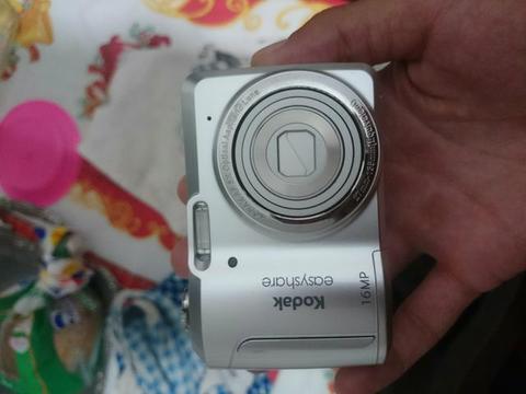 Vendo câmera digital Kodak Easyshare