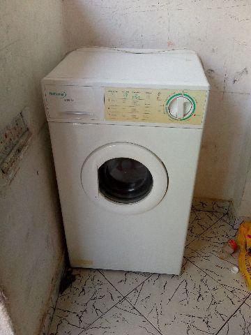 Máquina de Lavar e Secadora