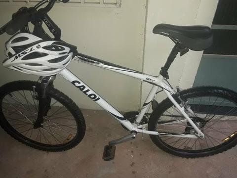 Bike top caloi quase sem uso + capacete 600$