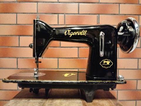 Máquina de costura reta Vigorelli