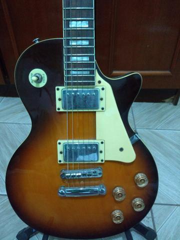 Guitarra modelo Les Paul