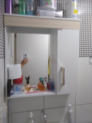 Armário para banheiro com espelho