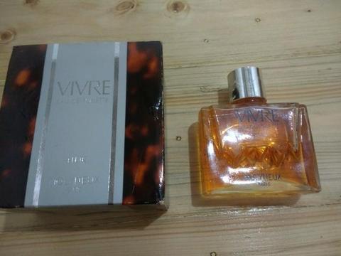 Perfume vivre original novo só vendas leia a descrição
