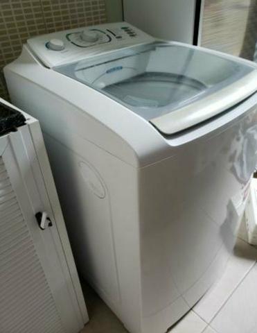 Maquina de lavar roupas electrolux 15 kilos semi nova