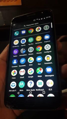 Moto g5s plus TV 32. vendo ou troco trincado mais funcionando perfeitamente