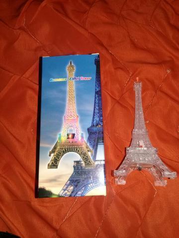 Torre Eiffel de Led*nova* na caixa!