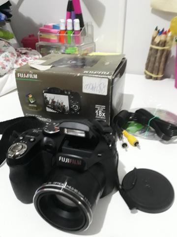 Oportunidade Câmera Profissional Fujifilm FinePix S2980, digital
