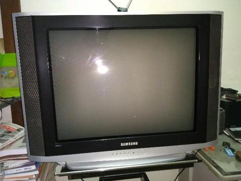 Samsung 29 não liga conserto 30 reas. zap 999467290