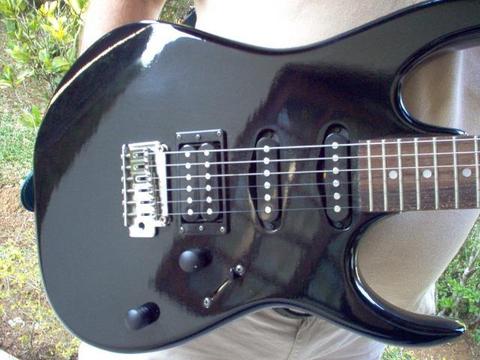 Guitarra Ibanez Ex-140 Korea Estado Novo Posso parcelar a compra
