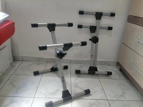 2 Suportes pra Caixas, Cubos, Ampli.(Troco por Violão)