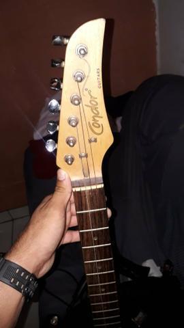 Guitarra semi nova