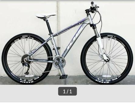 Bike Aluminio Cromada KHS quadro gringo Hydro Cannondale Shimano Deore tudo do melhor