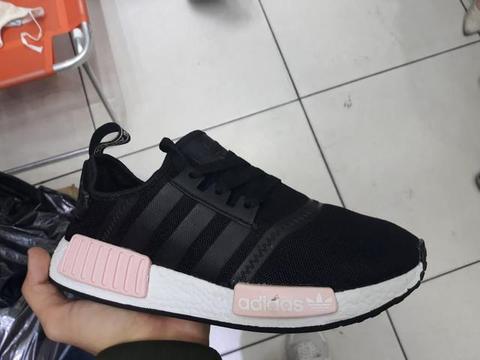 Tênis adidas nmd