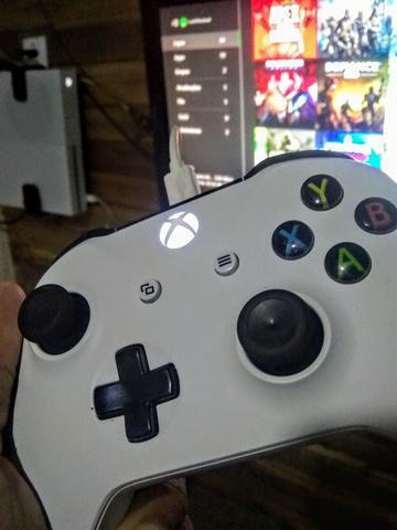 Xbox one s 4k semi-novo