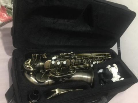 Saxofone alto