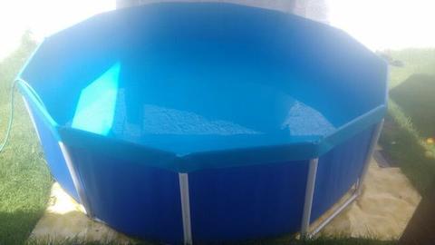 Piscina seme nova