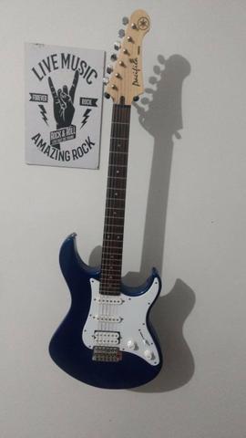 Guitarra Yamaha Pacifica 012 azul metálico