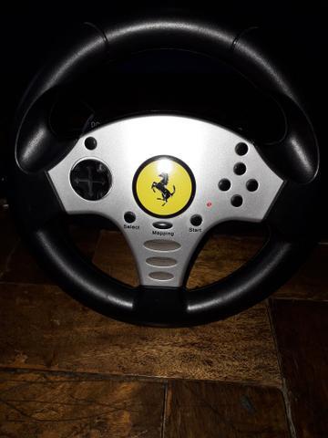 Volante Ferrari Thrustmaster p/ PC, PS2