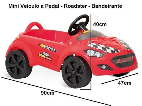 Mini Veículo a Pedal - Roadster Vermelho - Bandeirante