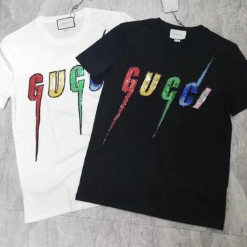 Camiseta Gucci/Dolce Gabbana/LV - Aceito cartão