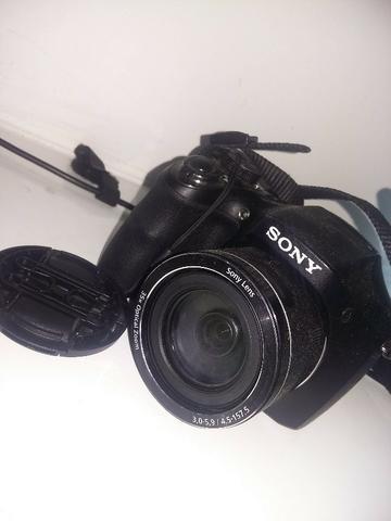 Maquina fotografica sony h300