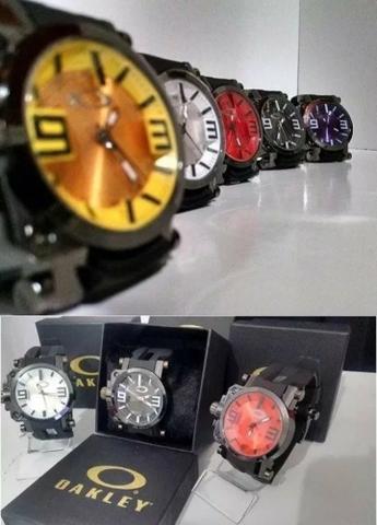 Relógio Esportivo Oakley Gearbox Titanium