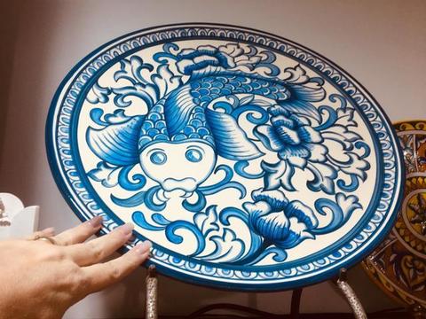 Vendo prato de ceramica pintado à mão