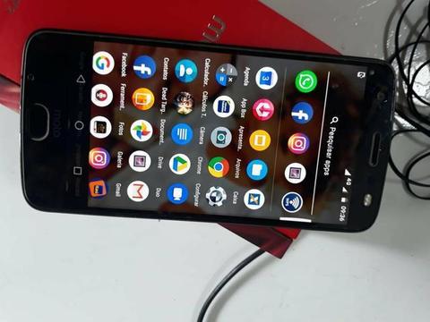 Moto z2 force