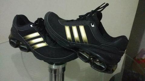 Adidas baunce Original semi-novo