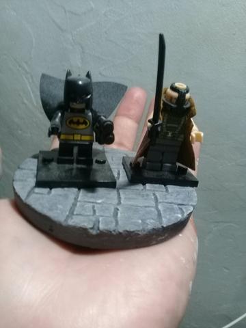 Batman e Bane com base