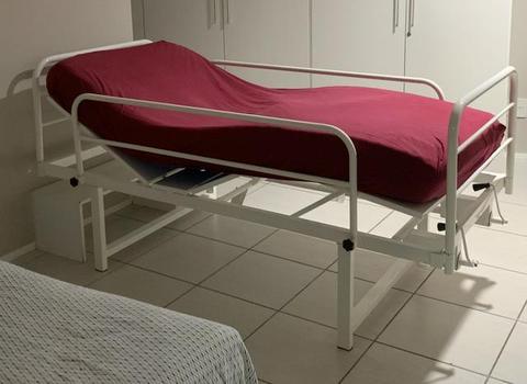 Cama Hospitalar e Colchão