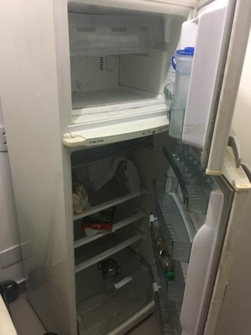 Geladeira Brastemp 350 L