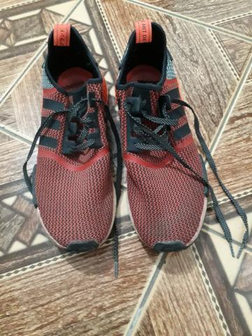 Vendo tênis adidas