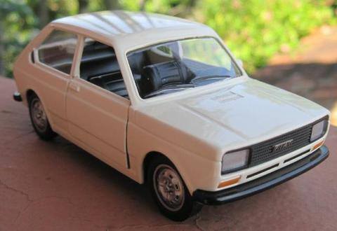 Miniatura Fiat 147