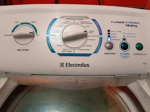 Máquina de lavar Electrolux Semi nova