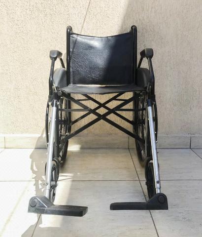 Cadeira de Rodas para Adulto - Jaguaribe