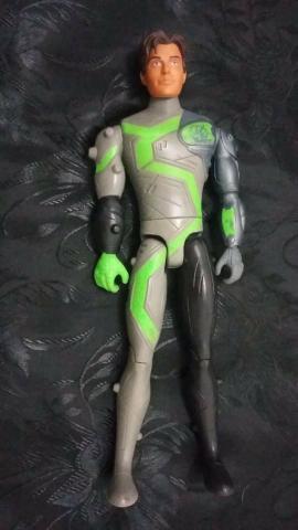 Boneco Max Steel